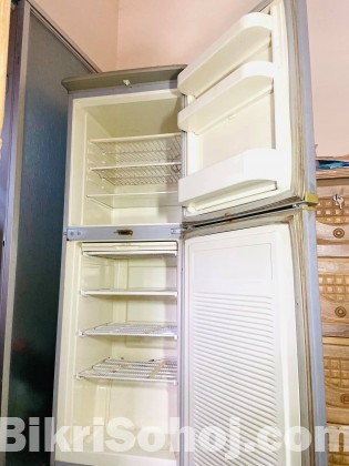 ফ্রিজ বিক্রি (Refrigerator Sell)